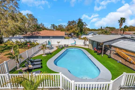 Huge 8BR Stay | Heated Pool, Game Room, Near Beach - Image 1